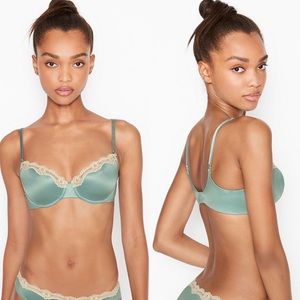 Victoria’s Secret Dream Angels Unlined Molded Satin & Lace Balconette Bra 36F